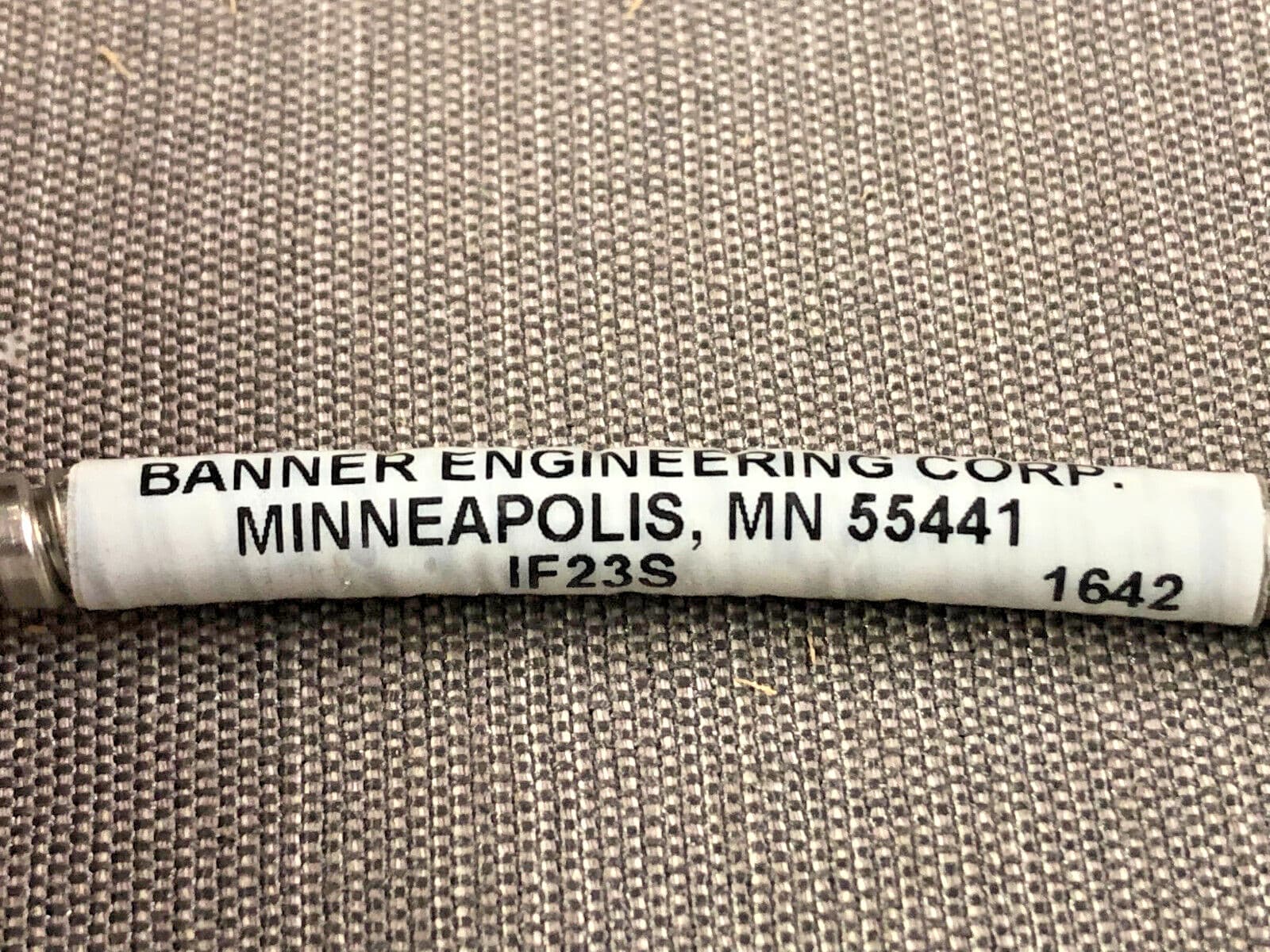 Banner IF23S (17317) Fiber Optic Sensor Cable Glass/Stainless Ferruled Tip 3 ft. 2