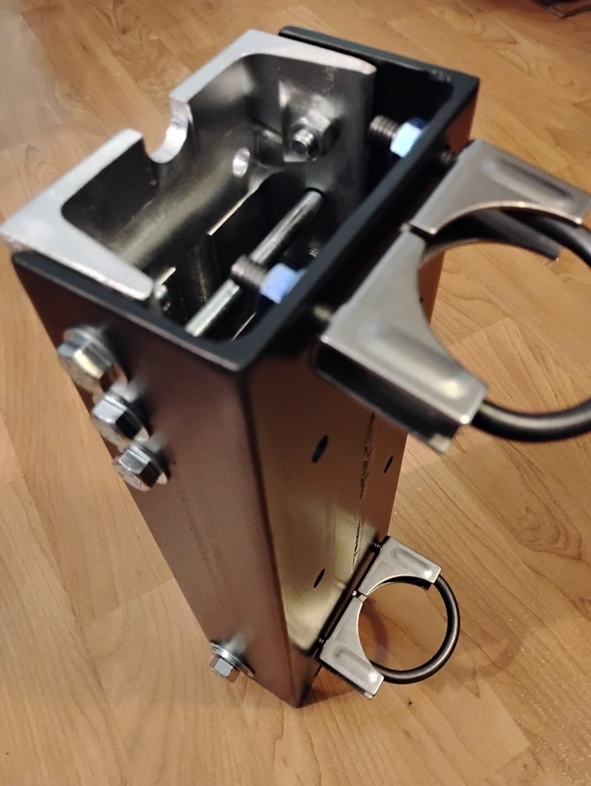 RRS-1903 Base Antenna Tilt Mount 3