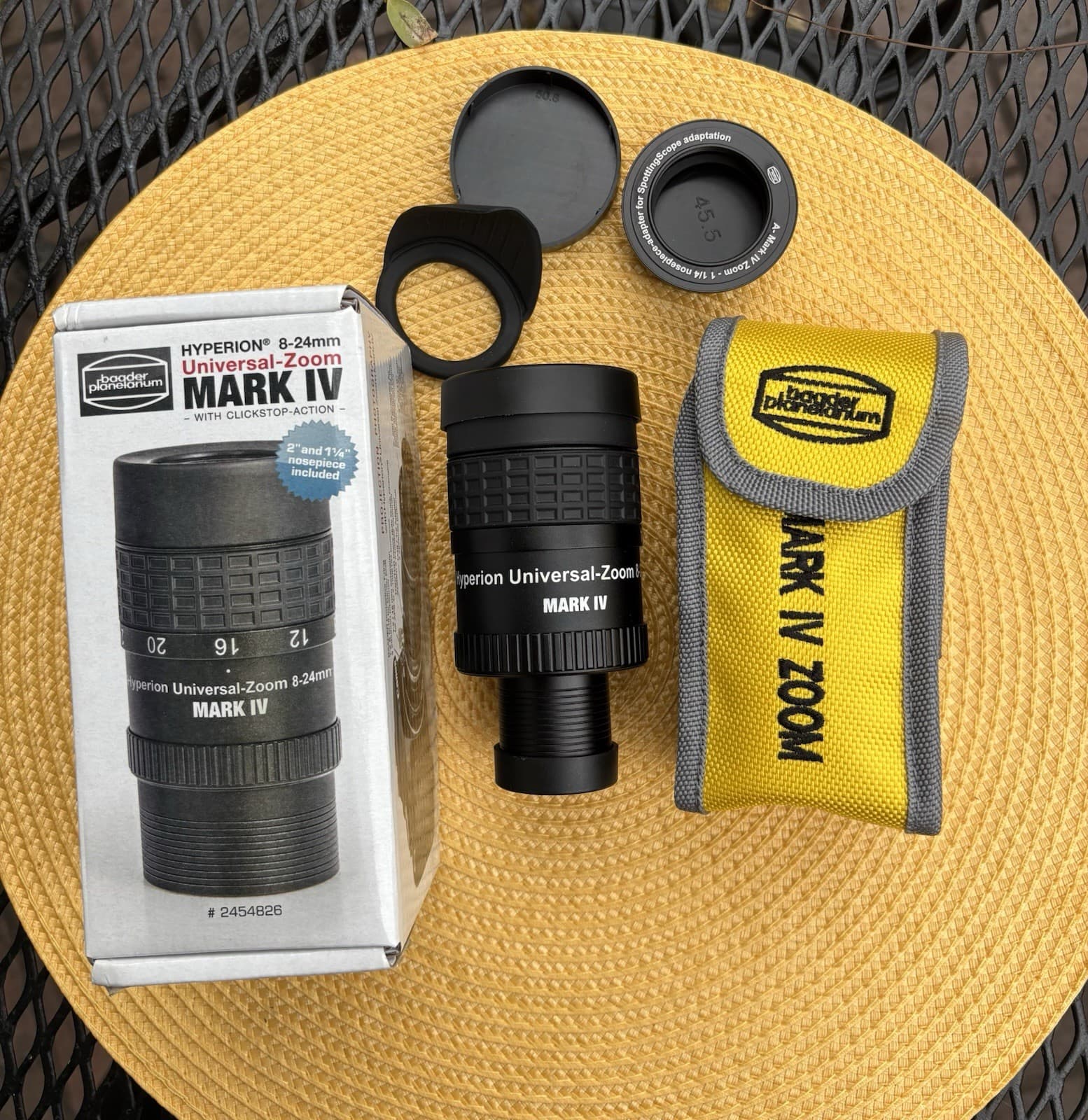 Baader Planetarium Hyperion Universal Zoom Mark IV 8-24 mm Eyepiece Set 2