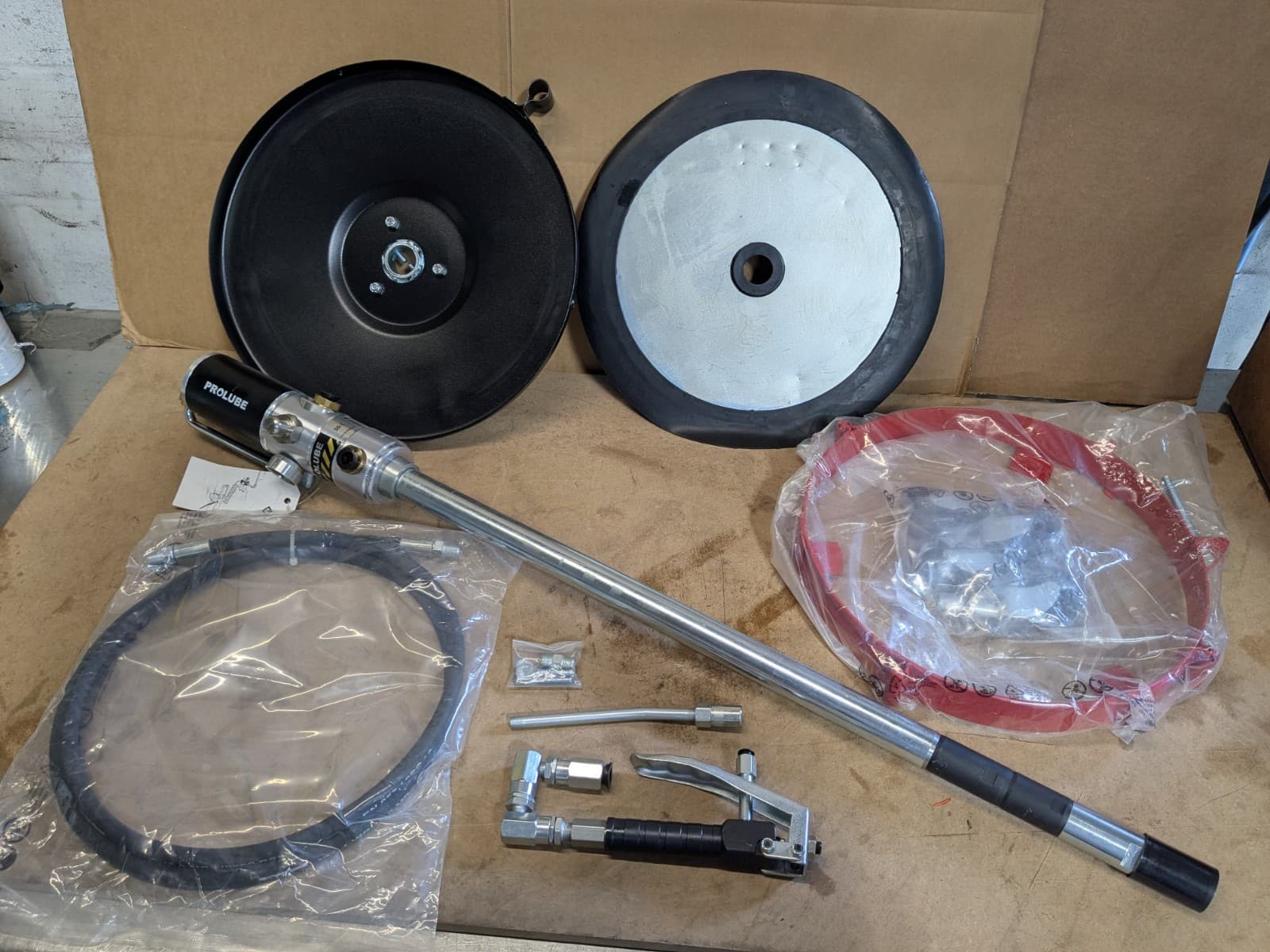 Pro Lube Air Operated Grease Pump Assembly 38 Oz/min. 50:1 Ratio 30 to 150 PSI