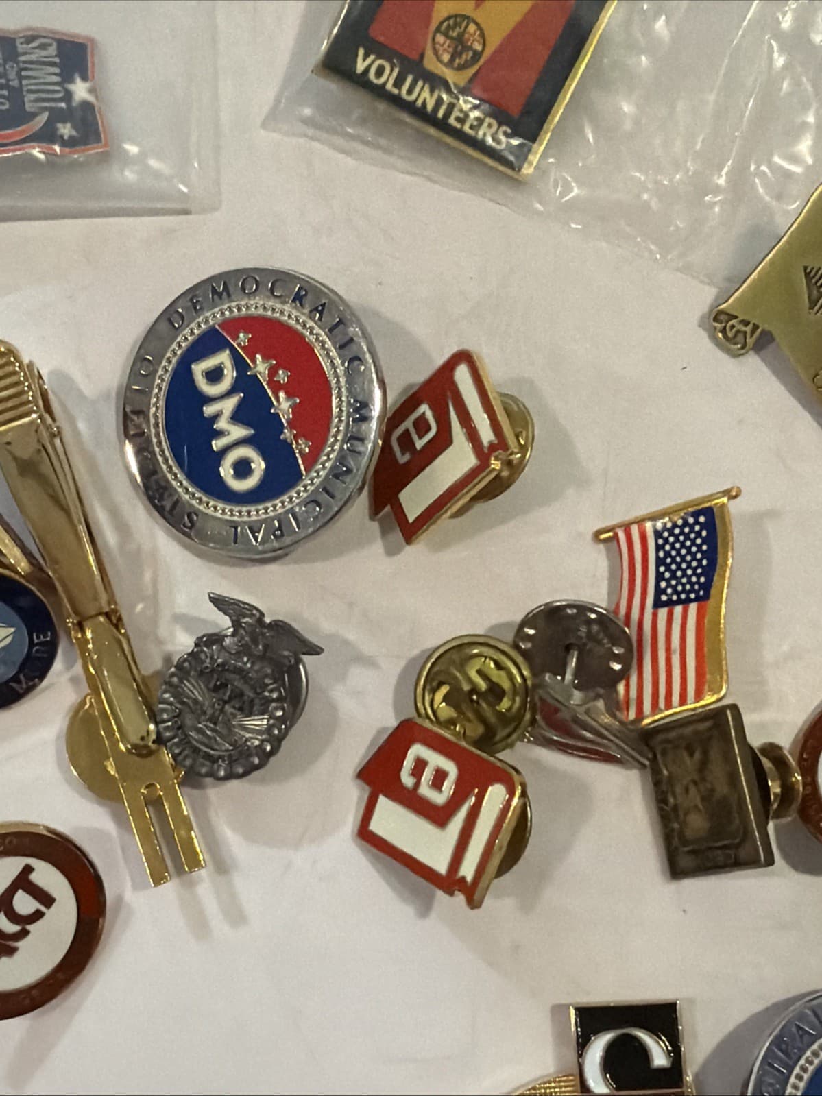 🇺🇸 LARGE LOT Of Miscellaneous Pins As Pictures All VINTAGE 😎 4