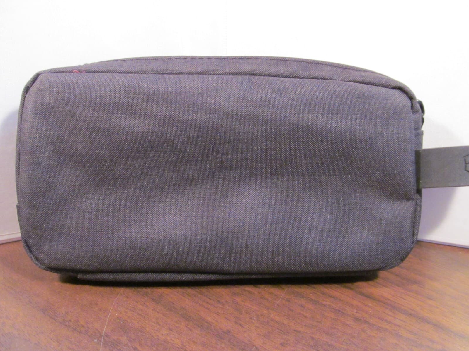VICTORINOX SWISS airline amenity kit bag holder travel case cosmetic SWISSAIR 5