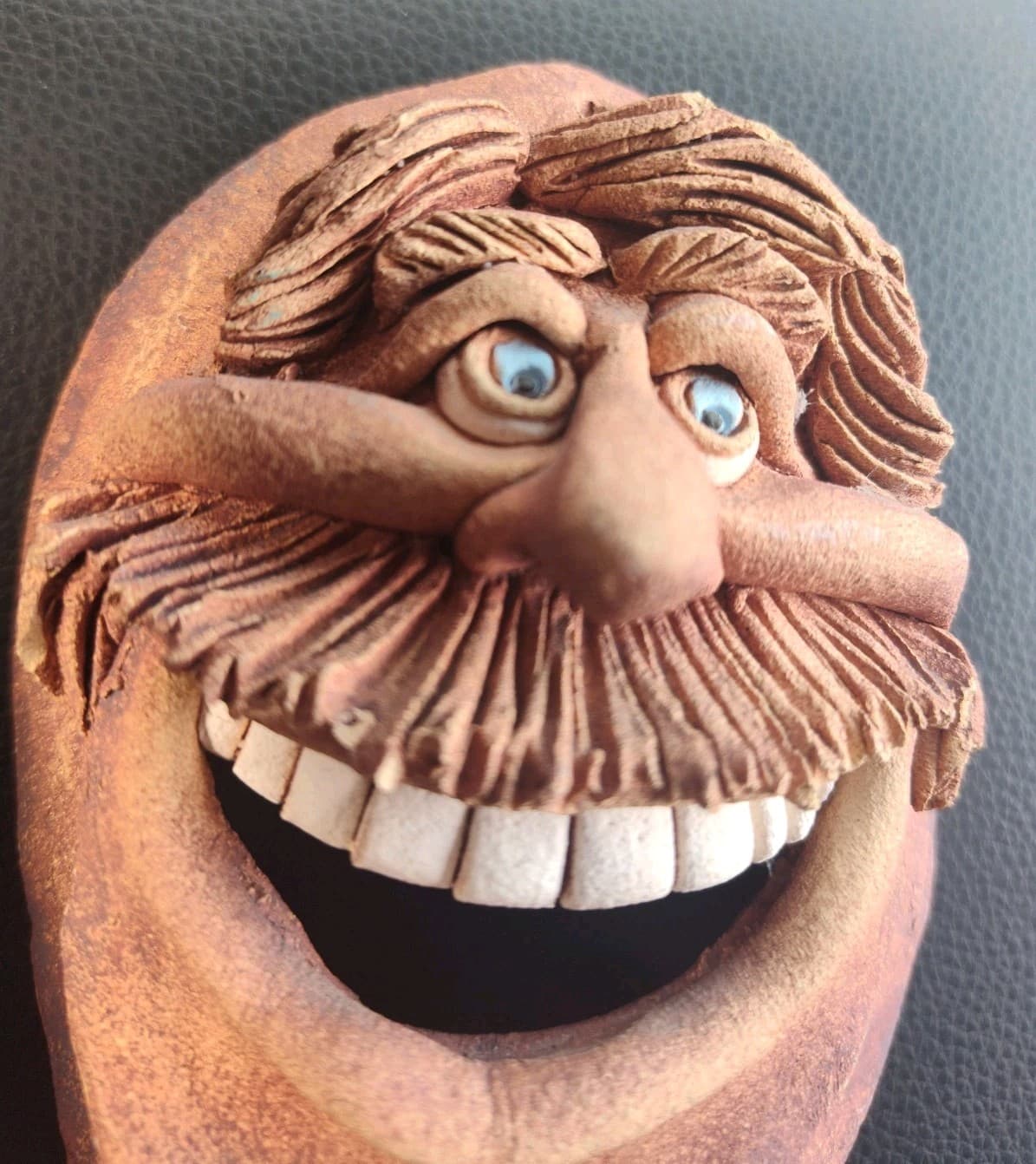 Early Rare 1986 JAC Genovese Stoneware Ceramic 3D Face Mask Wall Hanger Newport 2