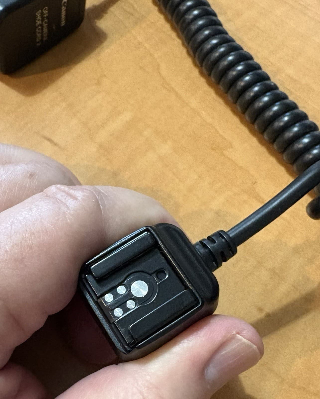 CANON OFF-CAMERA SHOE CORD 2 for EOS Film cameras with any Canon A-TTL Speedlite 3