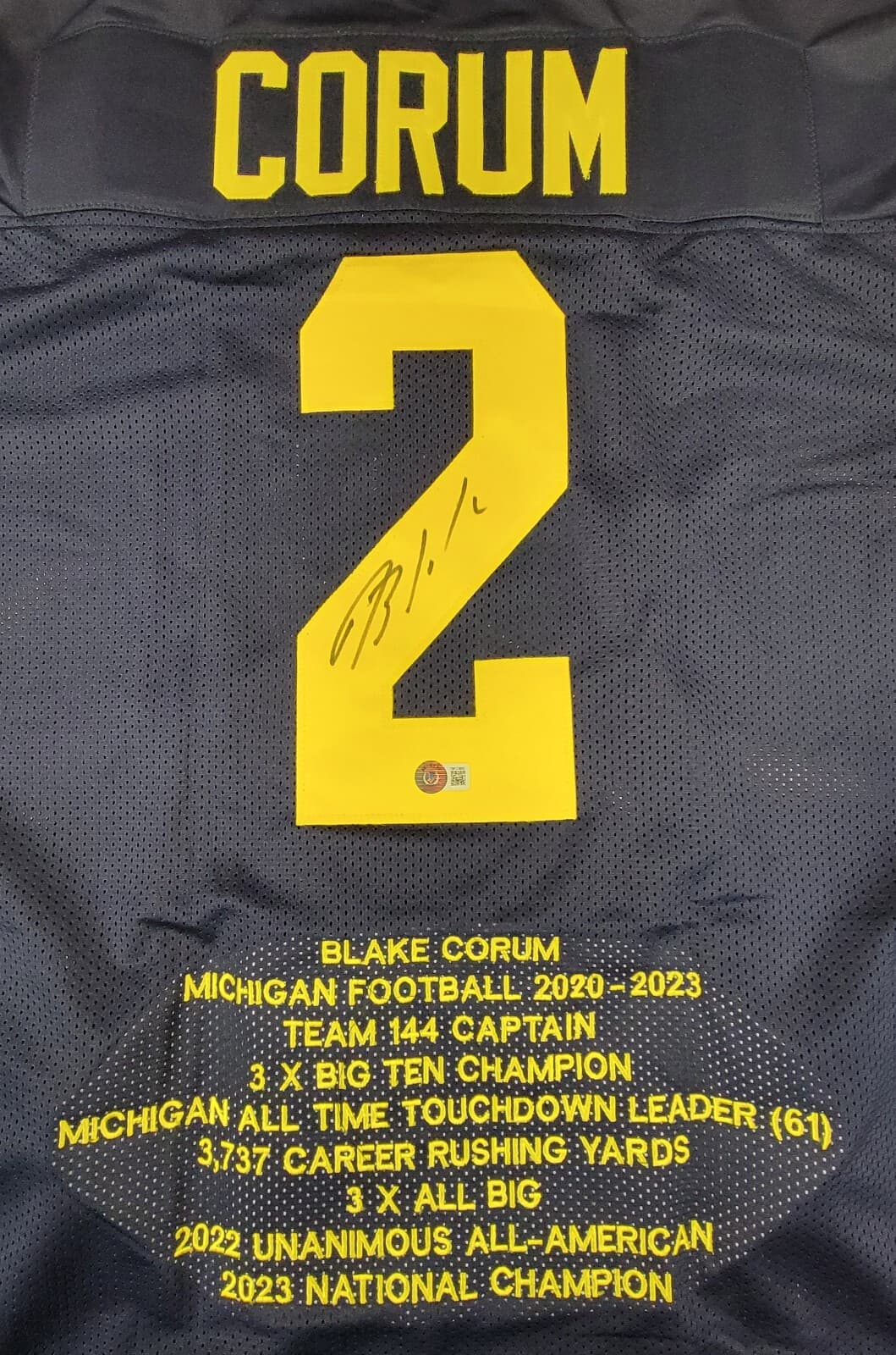 BLAKE CORUM SIGNED COLLEGE STYLE CUSTOM STAT XL JERSEY BECKETT QR 2