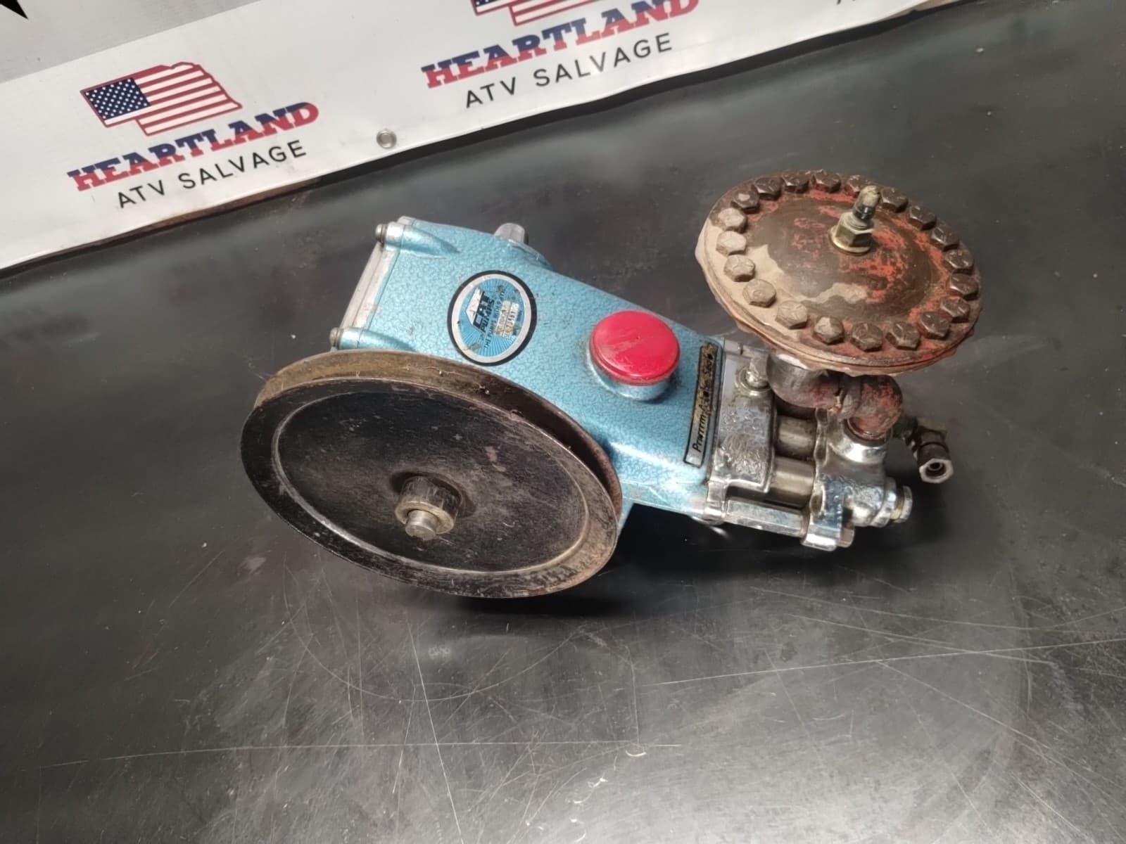 Cat Pumps Model 430 Triplex Water Pump 5 GPM 1000 PSI 0.65" Shaft Driven. R10 2