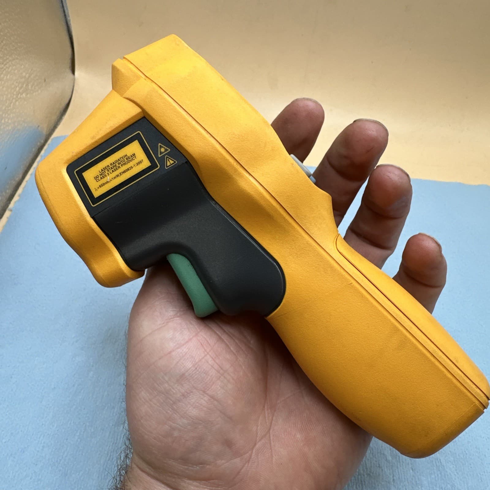 Fluke 62 Max Mini IR Thermometer Handheld Temperature Used IP54 Tested Working 4