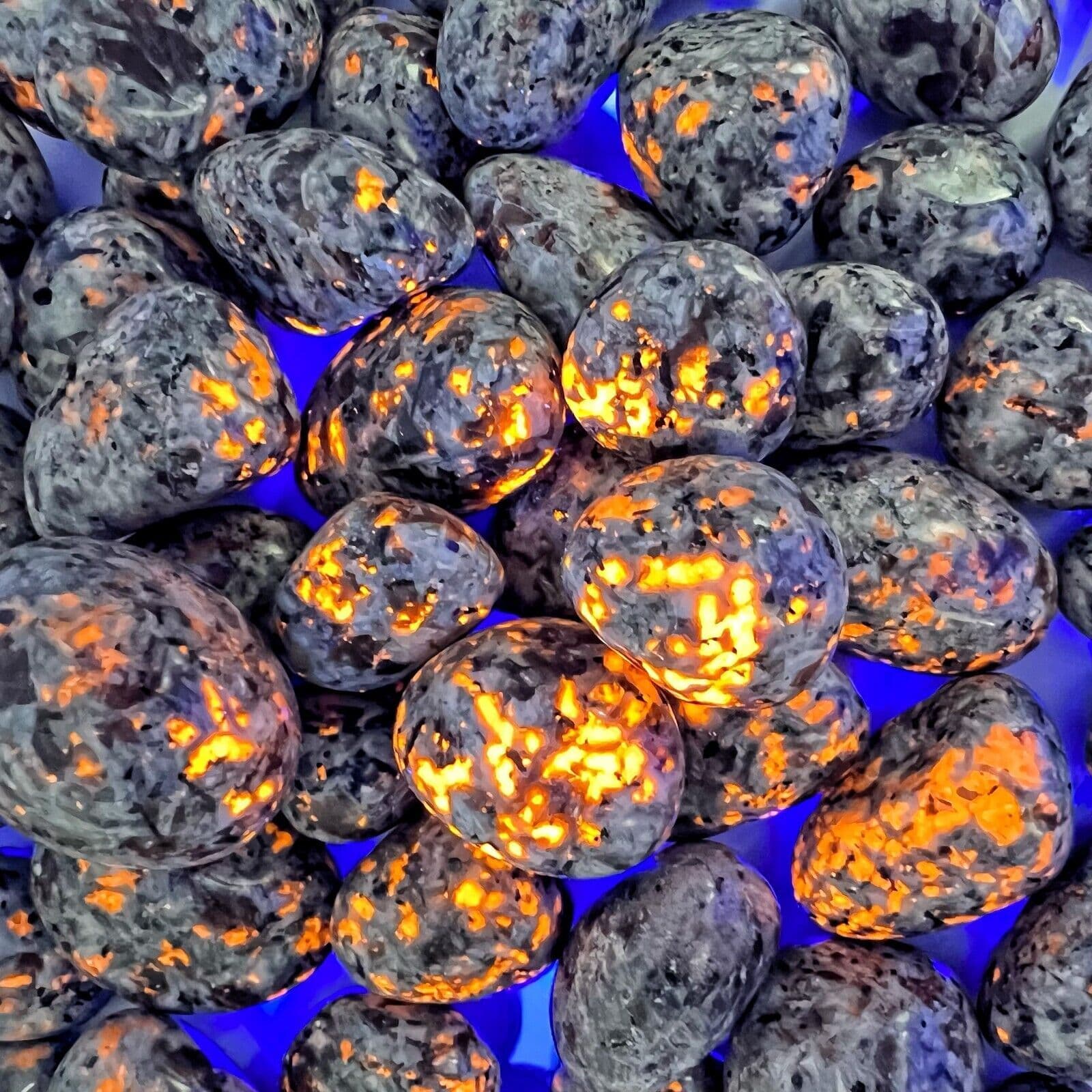 10Pack-Natural Yooperlite UV Fluorescent Glowing Fire Rocks Flame Tumbled Stone 2