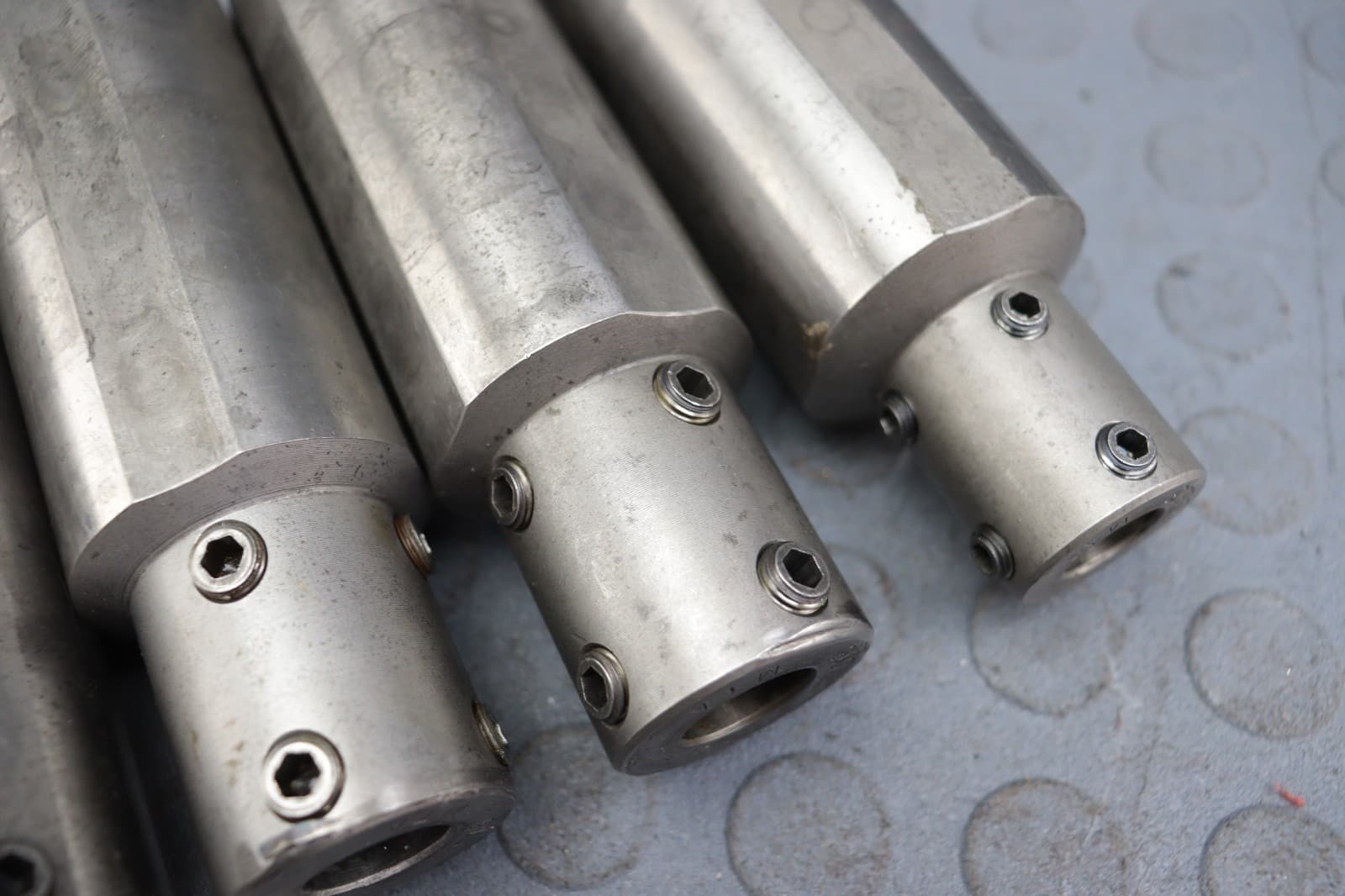 MTA LATHE BUSHING, SLEEVE, MISCELLANEOUS OD. 2'' TO 3/4'' LOC7572 3