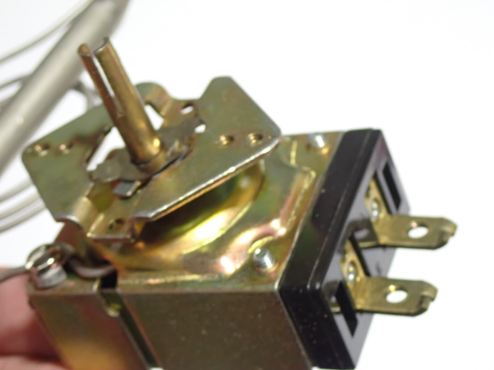 5300-014 ROBERTSHAW ELECTRIC THERMOSTAT SPST MODEL 9-224-24 3