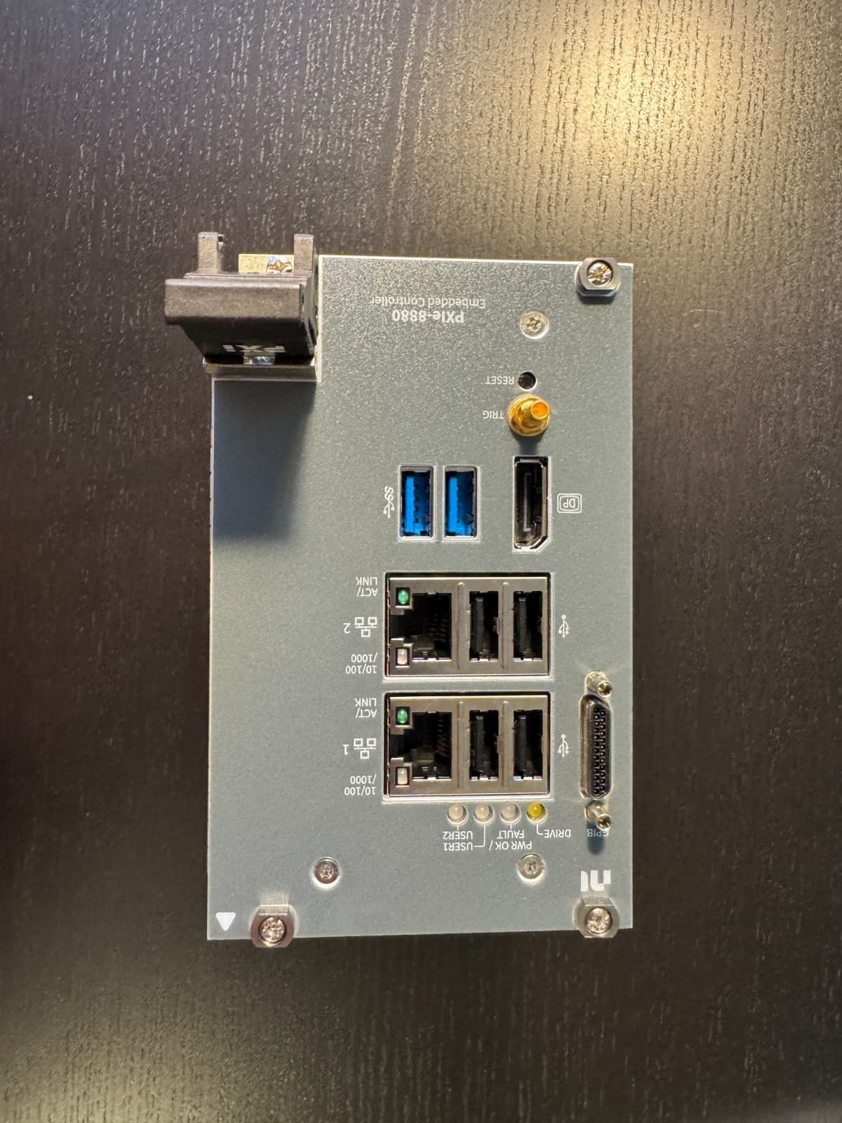 National Instruments PXIe-8880 Intel Xeon 8‑Core Controller - Function Intact! 2