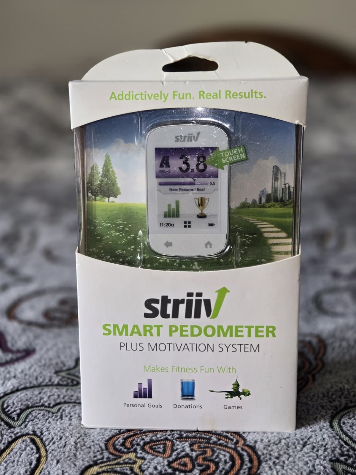 Striiv Smart Pedometer - NEW  In Box Pedometer