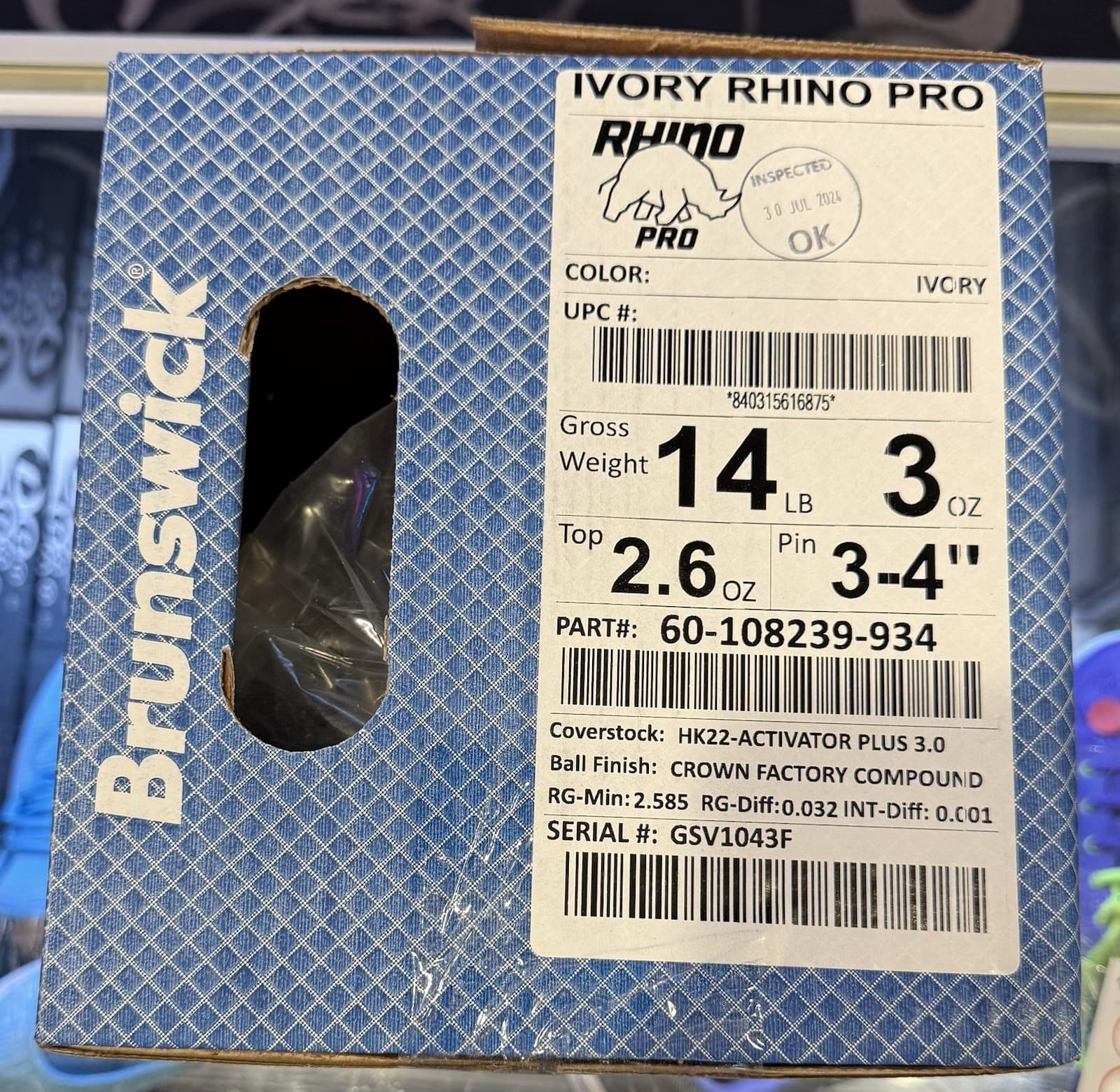 NEW Brunswick Ivory Rhino Pro Bowling Ball 14 Lb PIN 3-4 TOP WEIGHT 2.6 4