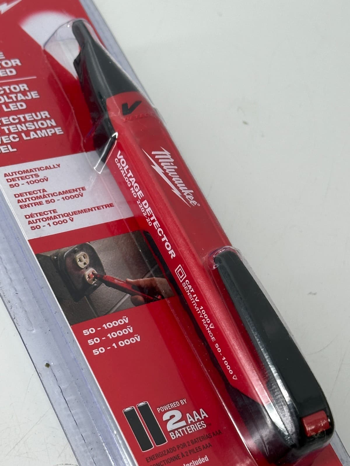 Milwaukee 2202-20 Voltage Detector with LED 3