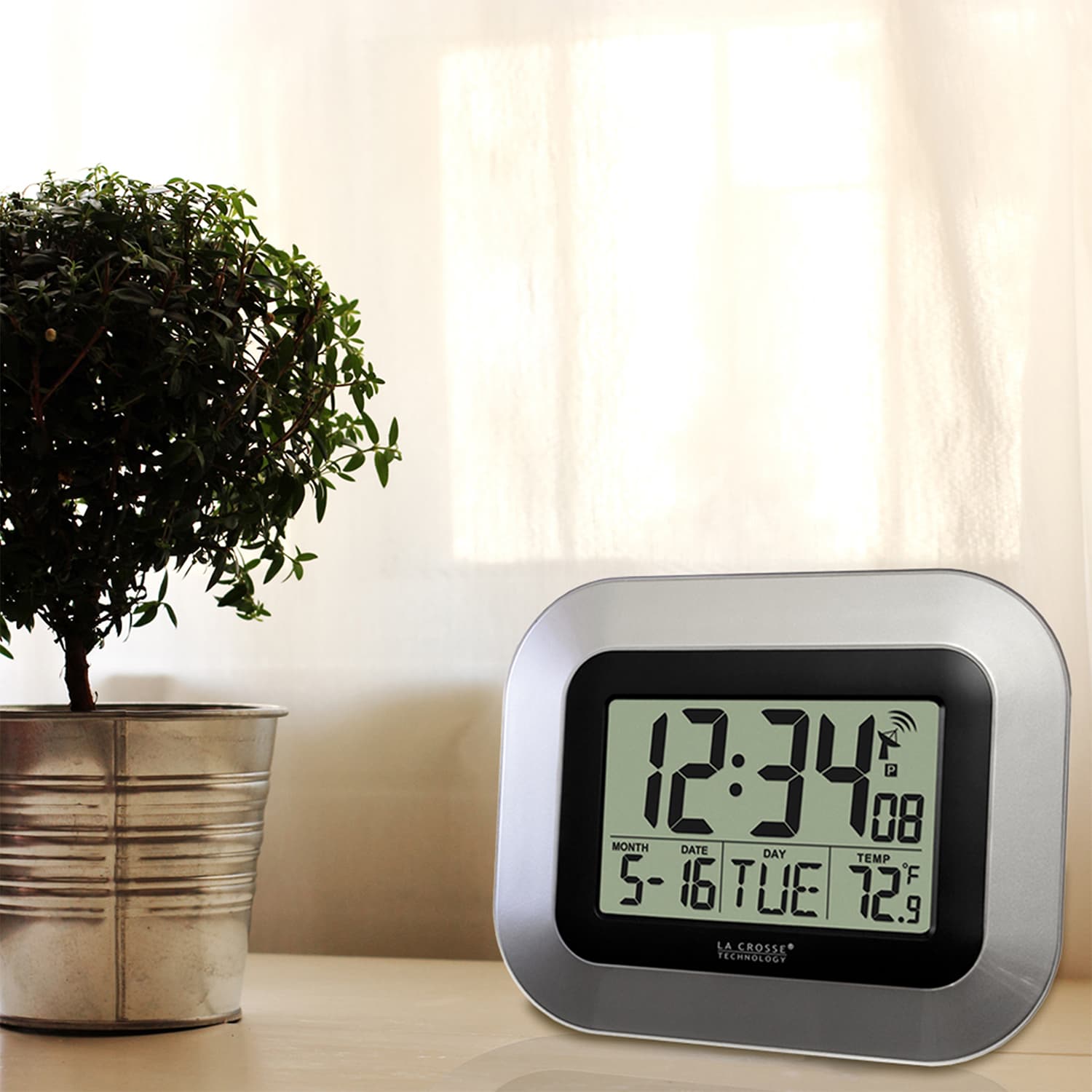WT-8005U-S La Crosse Technology Atomic Digital Wall Clock Indoor Temp - Open Box 4