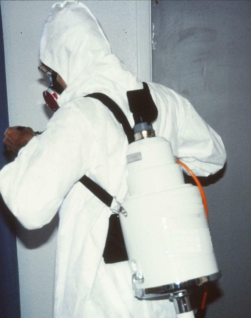 Industrial HEPA- vacuum -- one gallon capacity 2