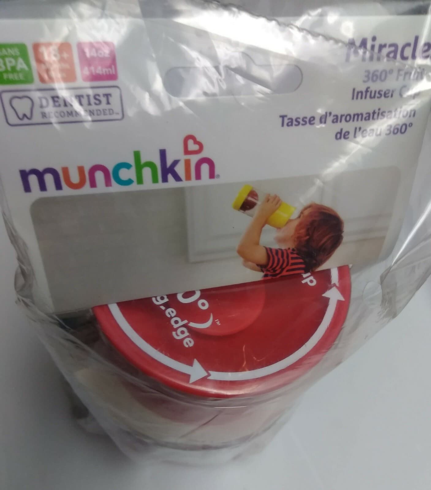 Munchkin Miracle 360 Fruit Infuser Cup Red 3