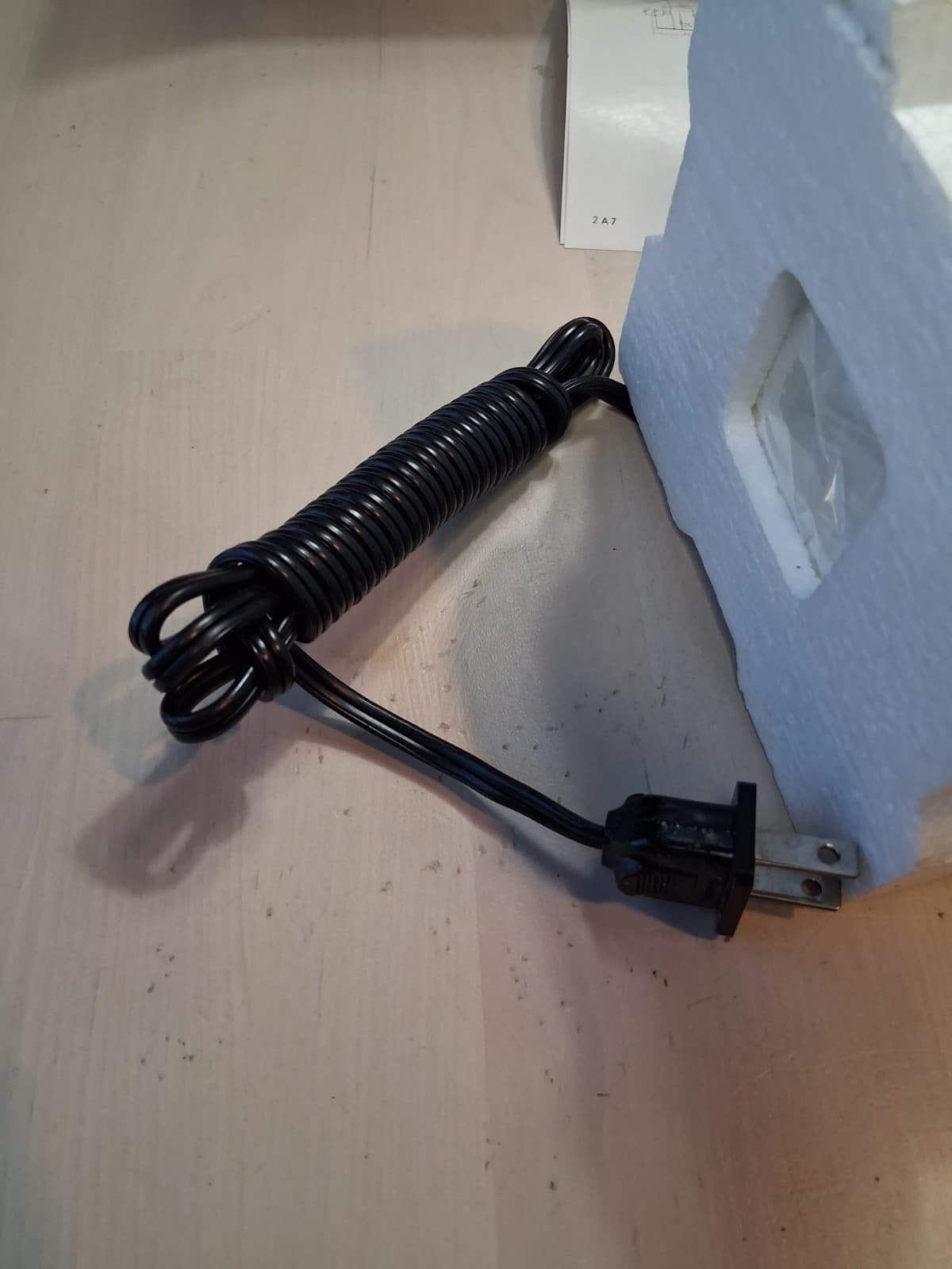 NEW - Realistic Am Table Radio 12-686 FREE SHIPPING  4