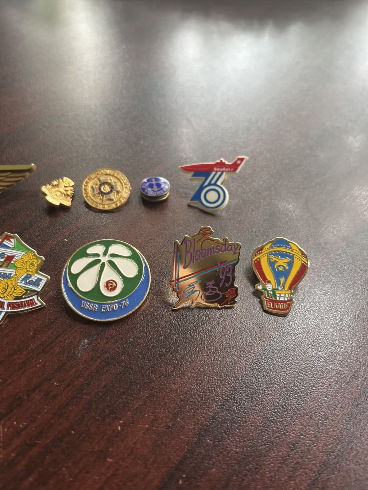 Lot Of 10 Random Mixed Lapel Hat Pins B1 3