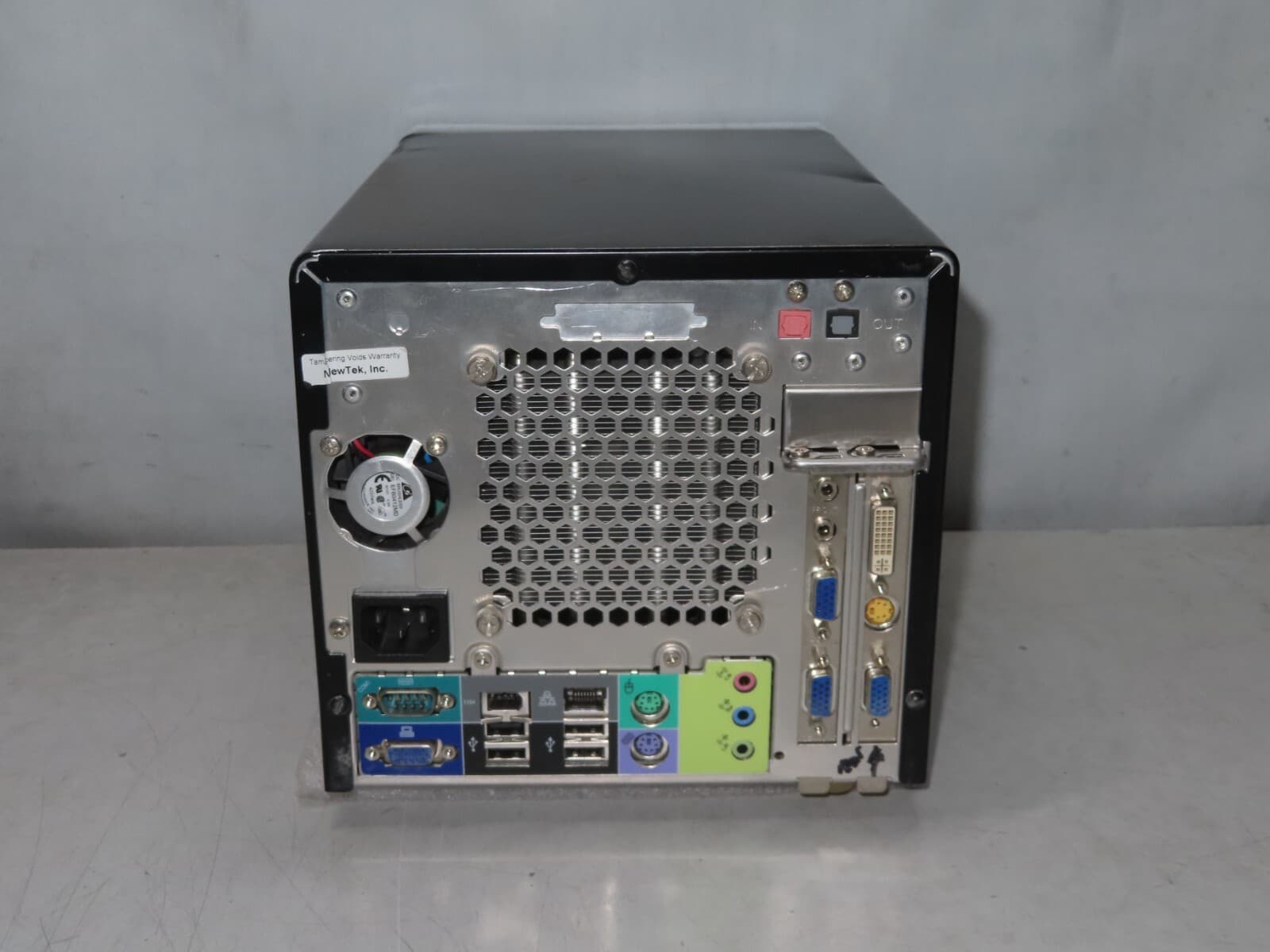 Shuttle NewTek TriCaster Video Switcher 2