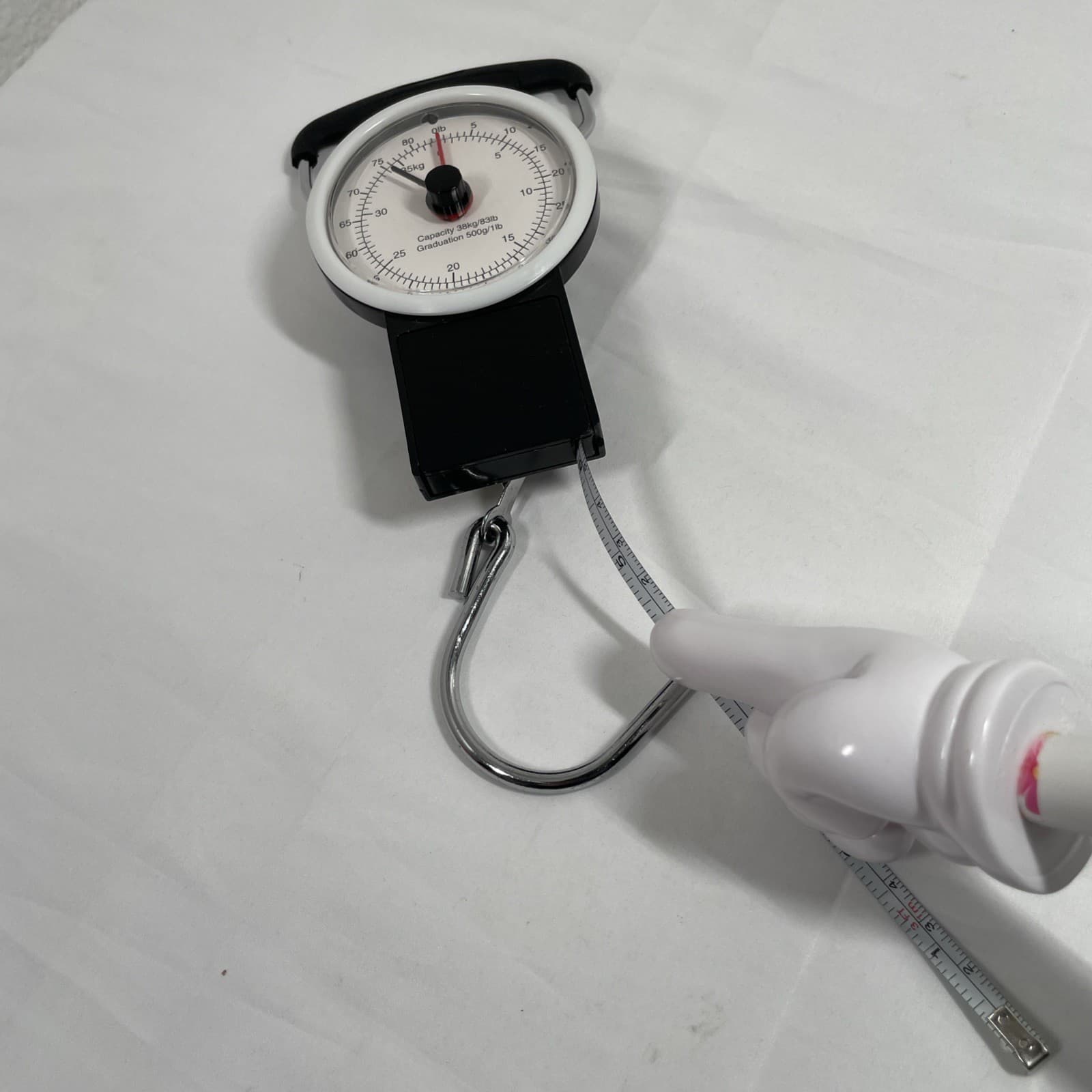 Mechanical Luggage Scale with a Tape Measure 80 Lbs. 3