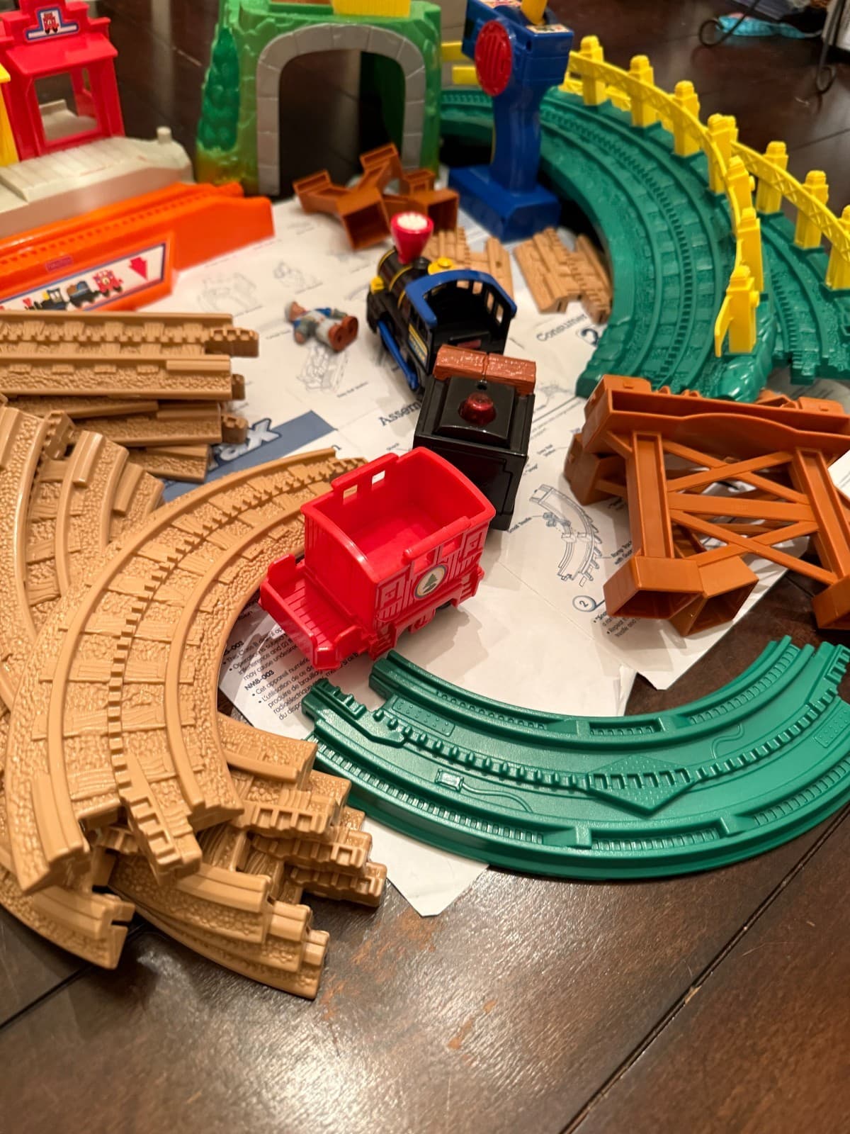 FISHER PRICE GeoTrax Remote Control Timbertown Railway Train Set Complete 3