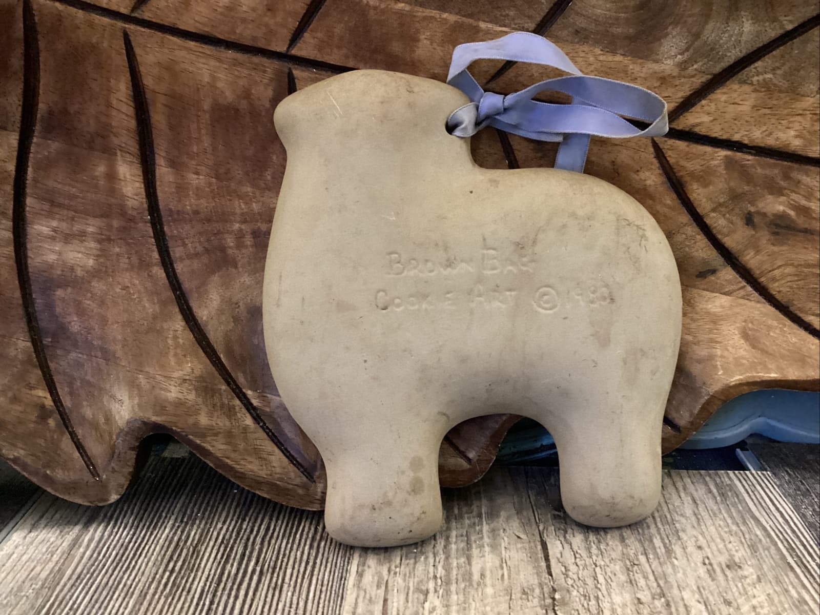 Brown Bag Cookie Art Mold Press Retried Wooly Sheep Lamb Farm Farmhouse 1983 4
