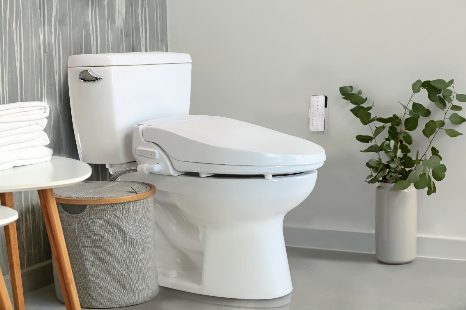 Brondell - ELONGATED CL1700 Bidet Seat with Remote Controlled White New 2