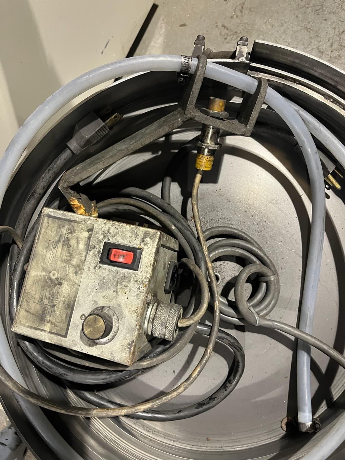 Vibratory Centrifugal Parts Feeder Bowl 15" 4