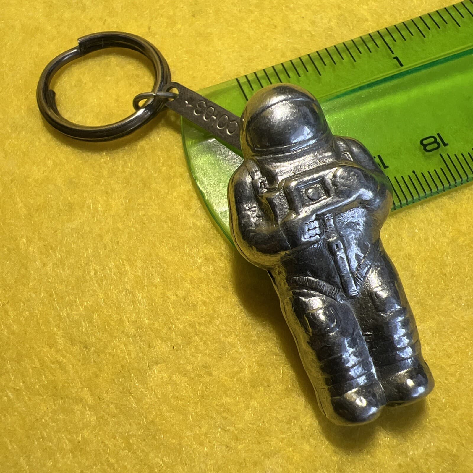 Keychain cosmonaut USSR Gagarin Space 2