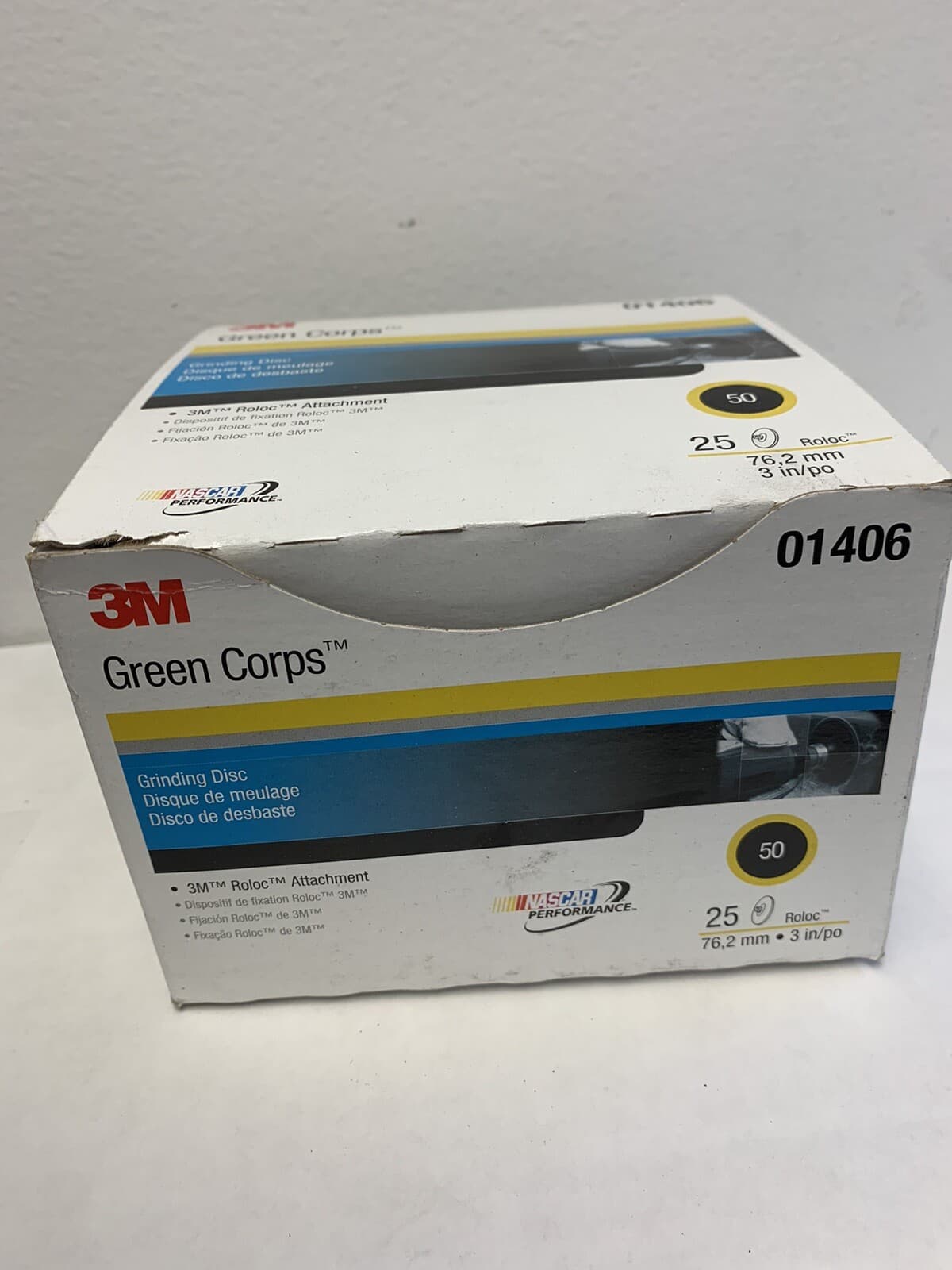3M™ 01406 Green Corps™ Roloc™ Disc 3M 1406 3 inch, 50YF Grit , 25 discs per box 2