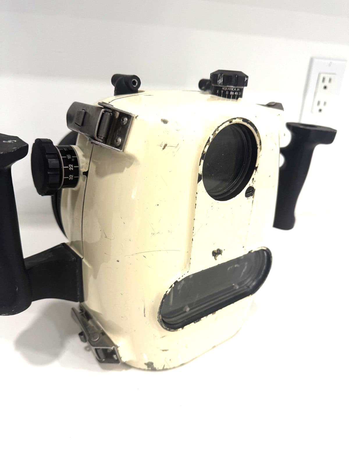 Aquatica 3N Underwater Housing for Nikon F3 Camera Scuba Photography RARE! 2