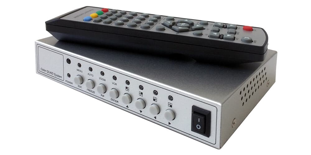 Dual RCA Video Split-Screen Mixer With PIP Support + IR Remote