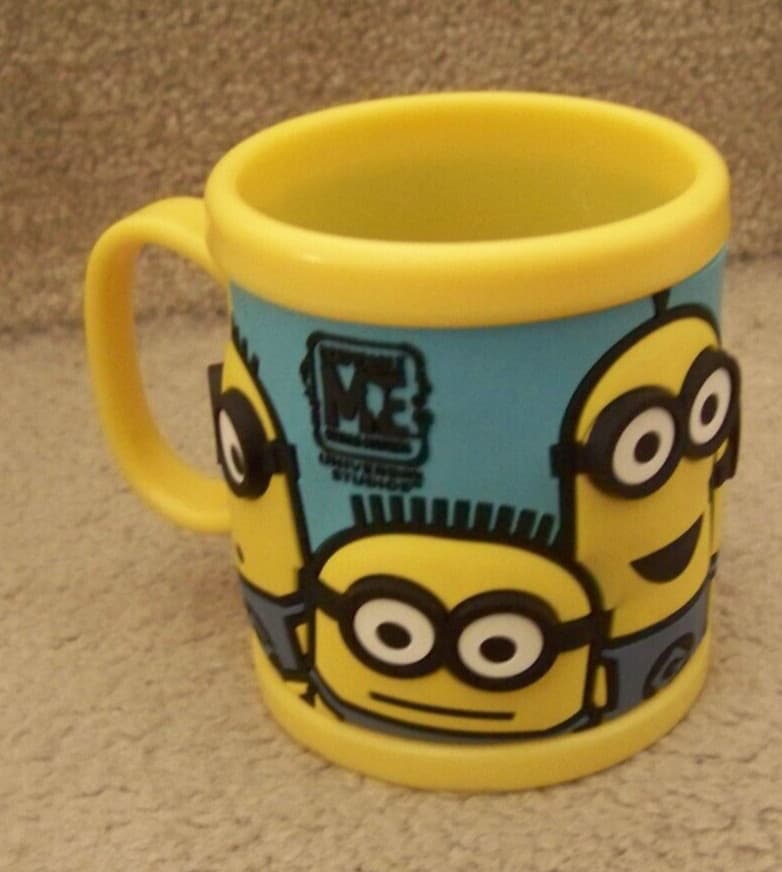Despicable Me Minion Mayhem plastic mug cup 3D PVC? 4