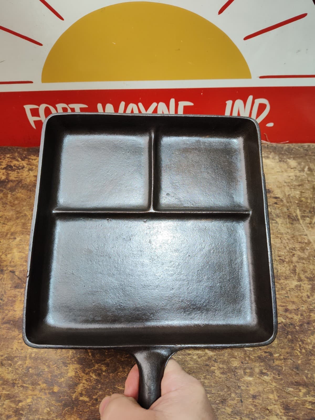 "Fully Restored" Wagner Cast Iron Breakfast Skillet Pan Early Logo Flat 4