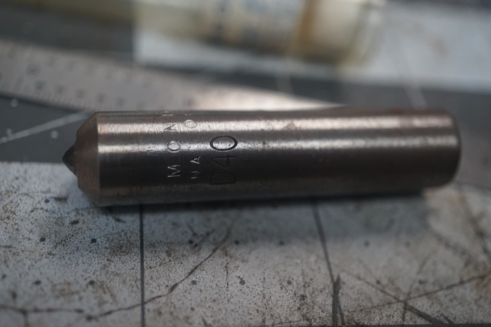 Desmond D40 One Carat Single Point Diamond Wheel Dresser 1/2" Shank