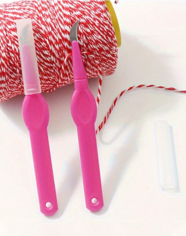 2pcs Purple Seam Rippers - Plastic Handle Thread Cutters for Sewing & Crafts-NEW 3