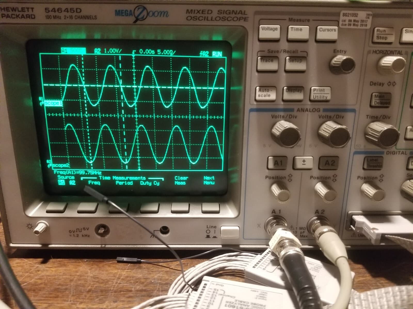 HP54645D Mixed Signal Oscilloscope MSO COMPLETE WITH PROBES. 100MHz 2Ch+16 data 4