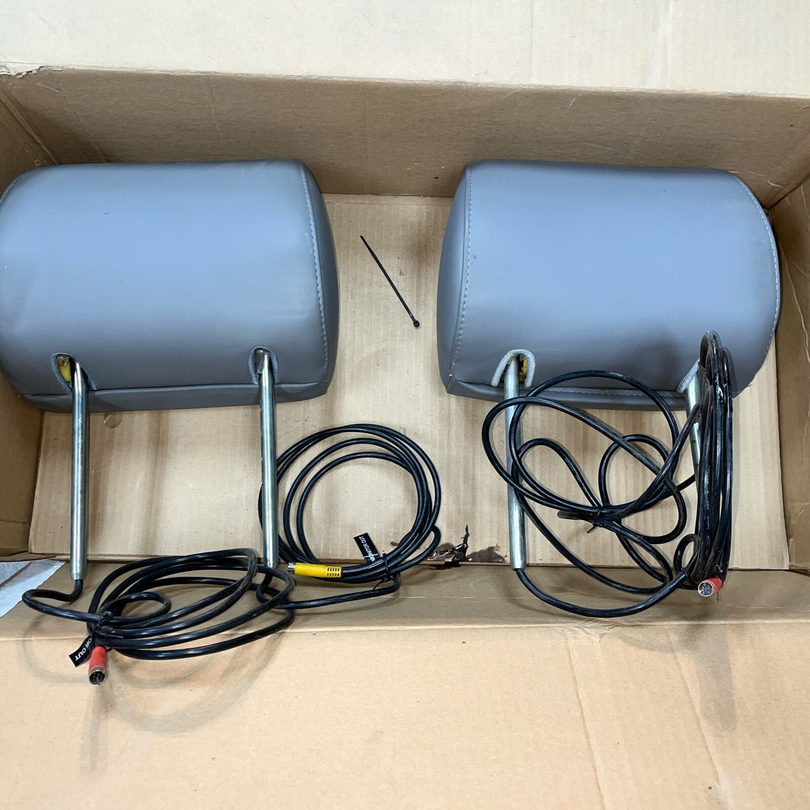 Vizualogic A-1250  Headrest Kit 05-08 Lexus GX Charcoal 3