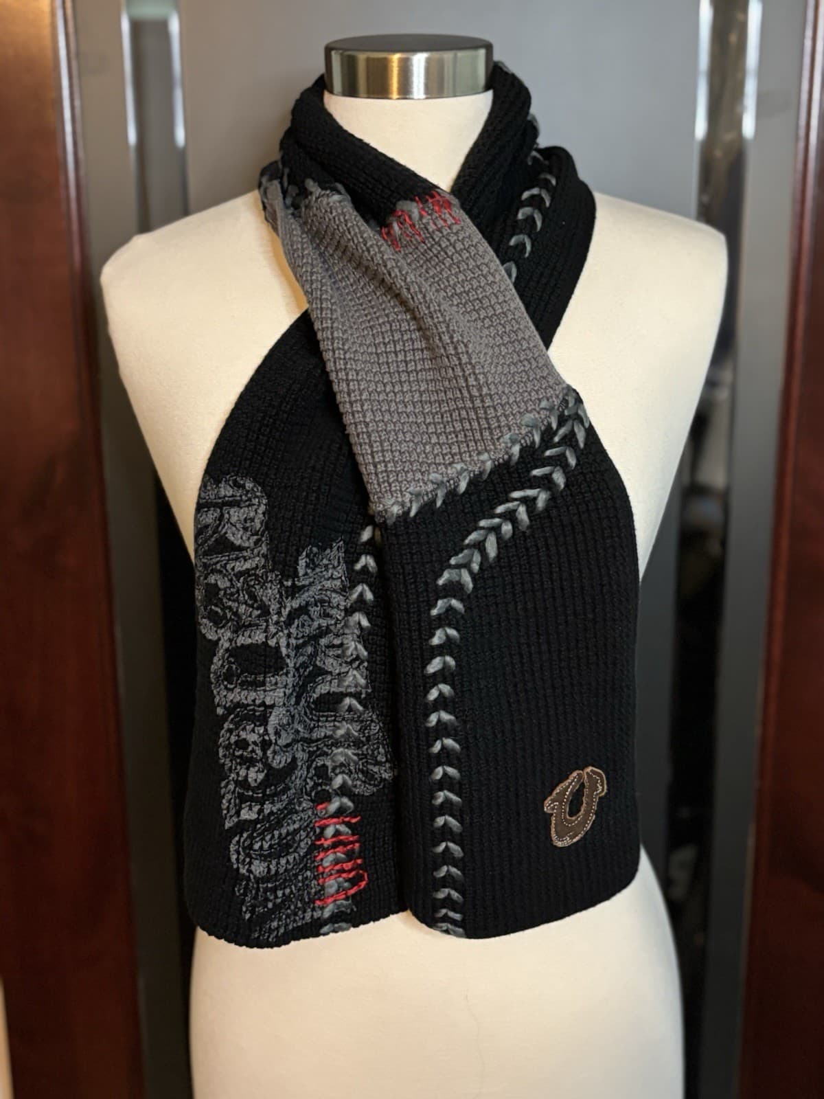 True Religion Unisex Black & Grey Vintage Y2K Cotton & Wool Scarf 2