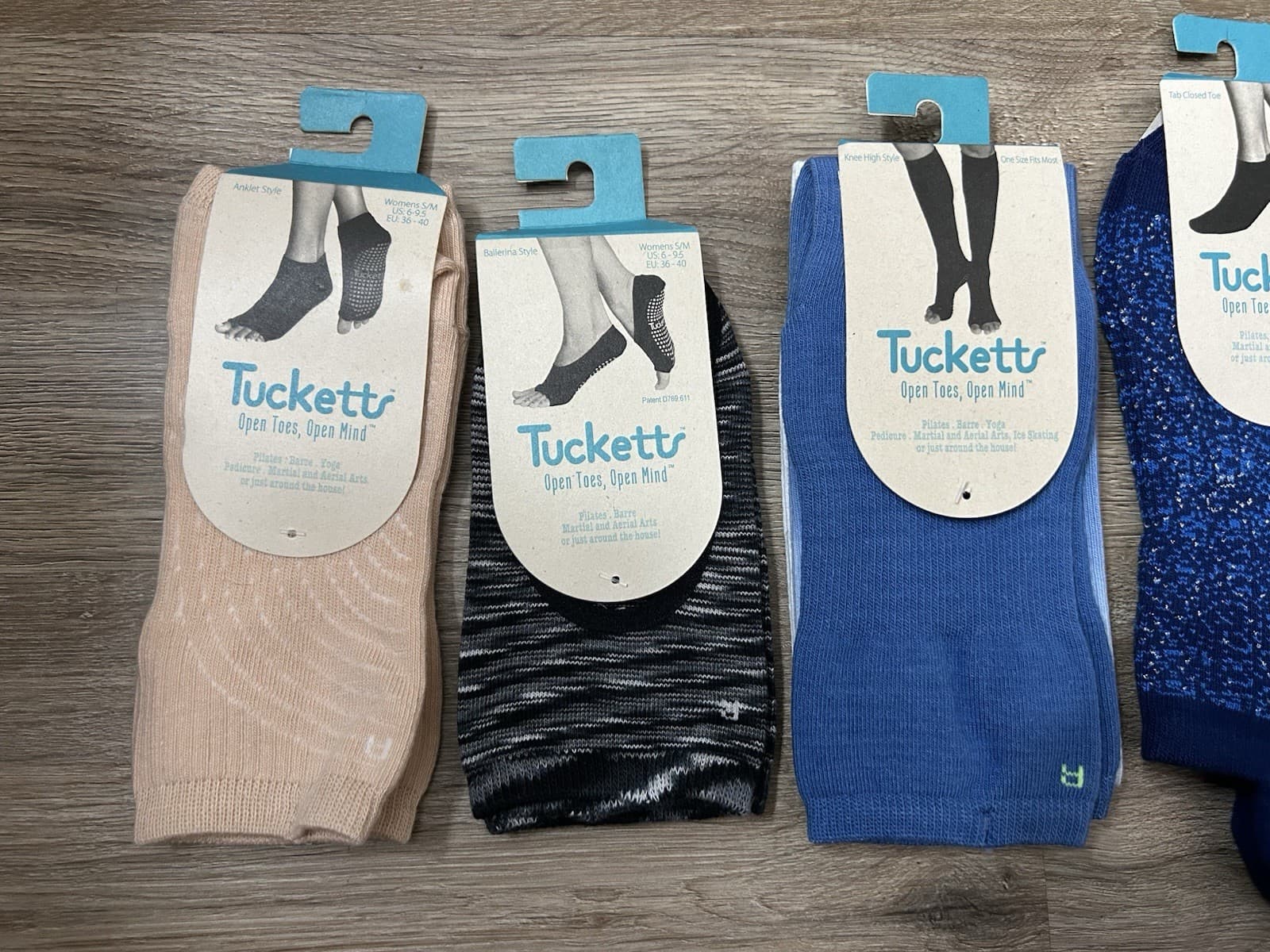 Tucketts Open Toe Non-Slip Grip Yoga Barre Socks & Leg Warmer Lot New 2