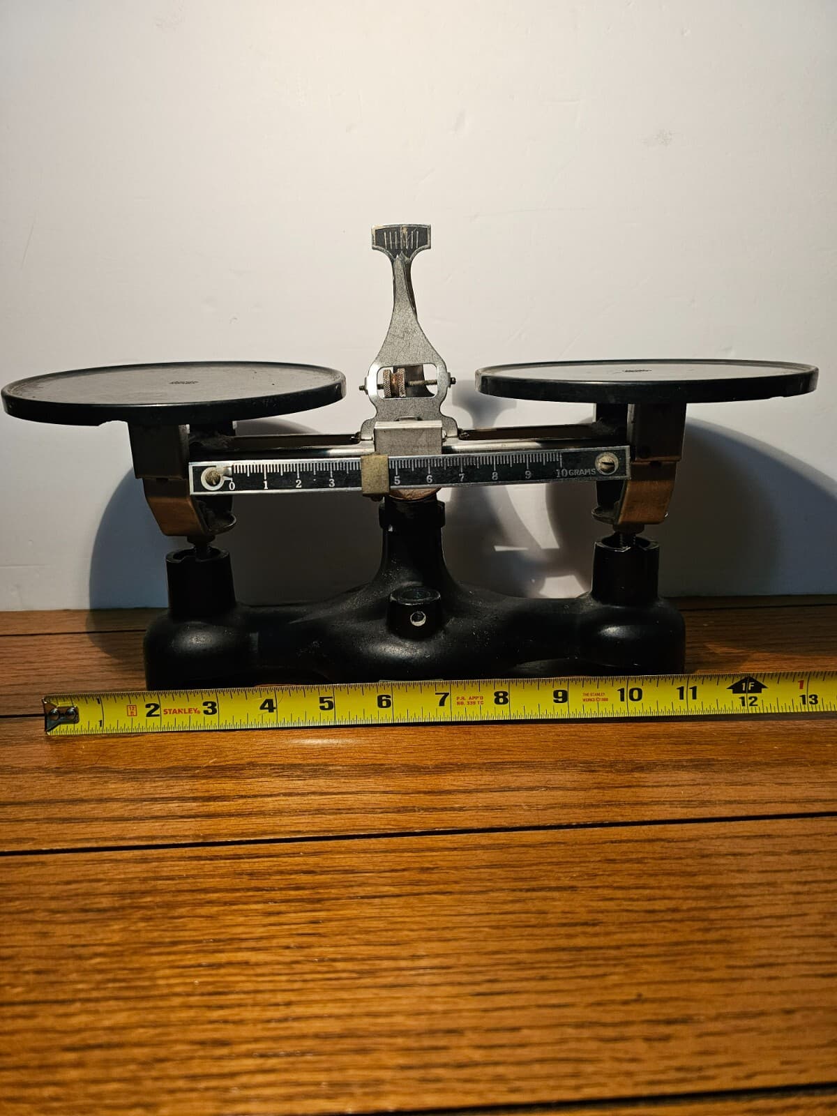 VINTAGE WELCH BALANCE SCALE 10 GRAMS WORKING 4