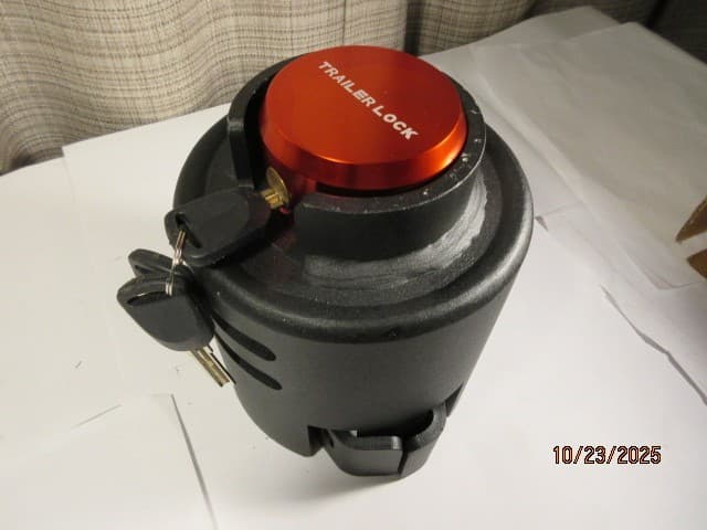 Upgraded 2 5/16" Trailer Lock, Heavy Duty Safety Tongue Locks, 2-5/16 Inch Red