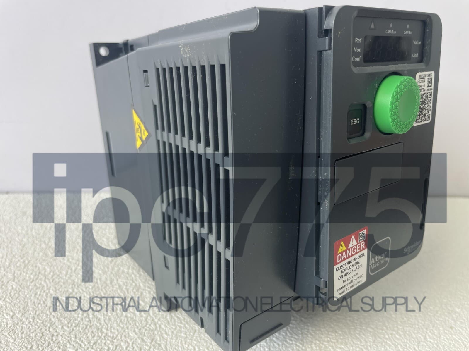 1-piece brand new ATV320U15M2C inverter with box 1.5KW single-phase 220V 4