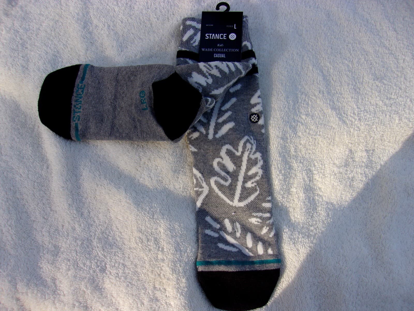 NWT Stance Kids casual socks, L, Youth 3-5.5, Dwayne Wade Collection, crew, gray 3