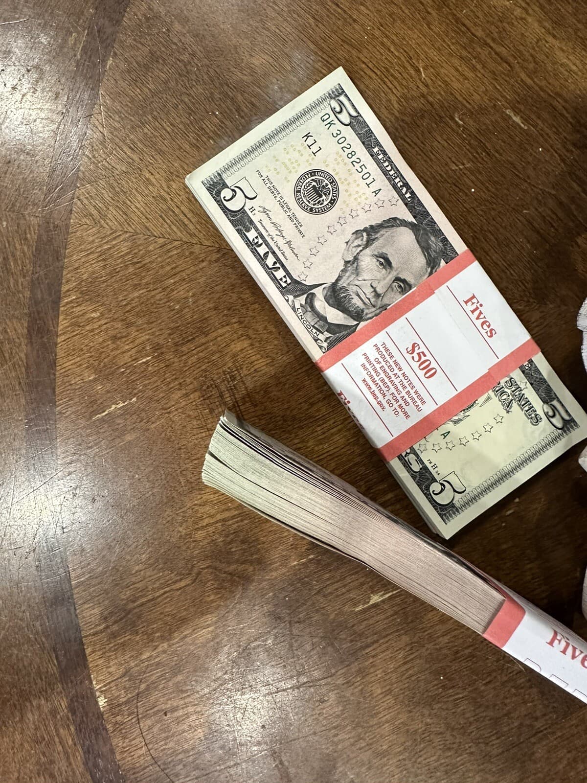 NEW UNCIRCULATED FIVE Dollar Bills, SERIES 2021  $5 Sequential Notes LOT of 100 5