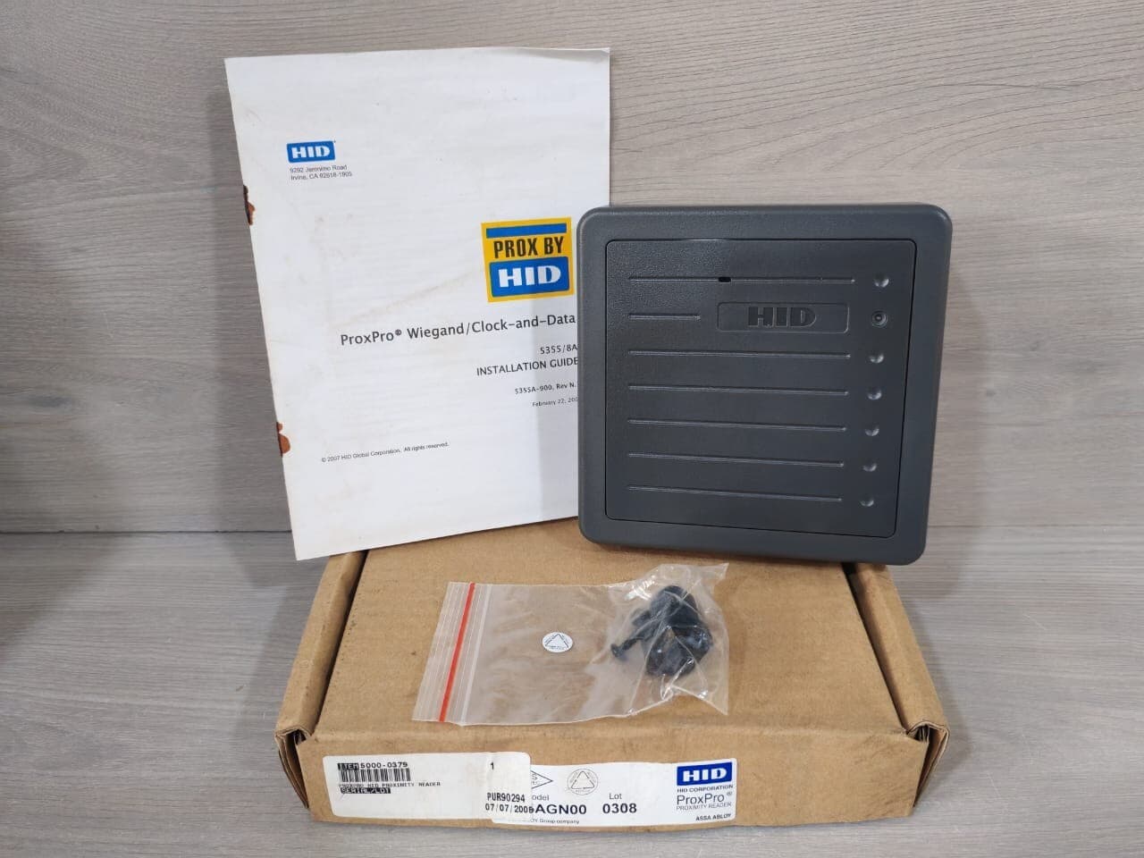 HID 5355AGN00 PROXPRO PROXIMITY READER- NEW WITH OLD STOCK BOX