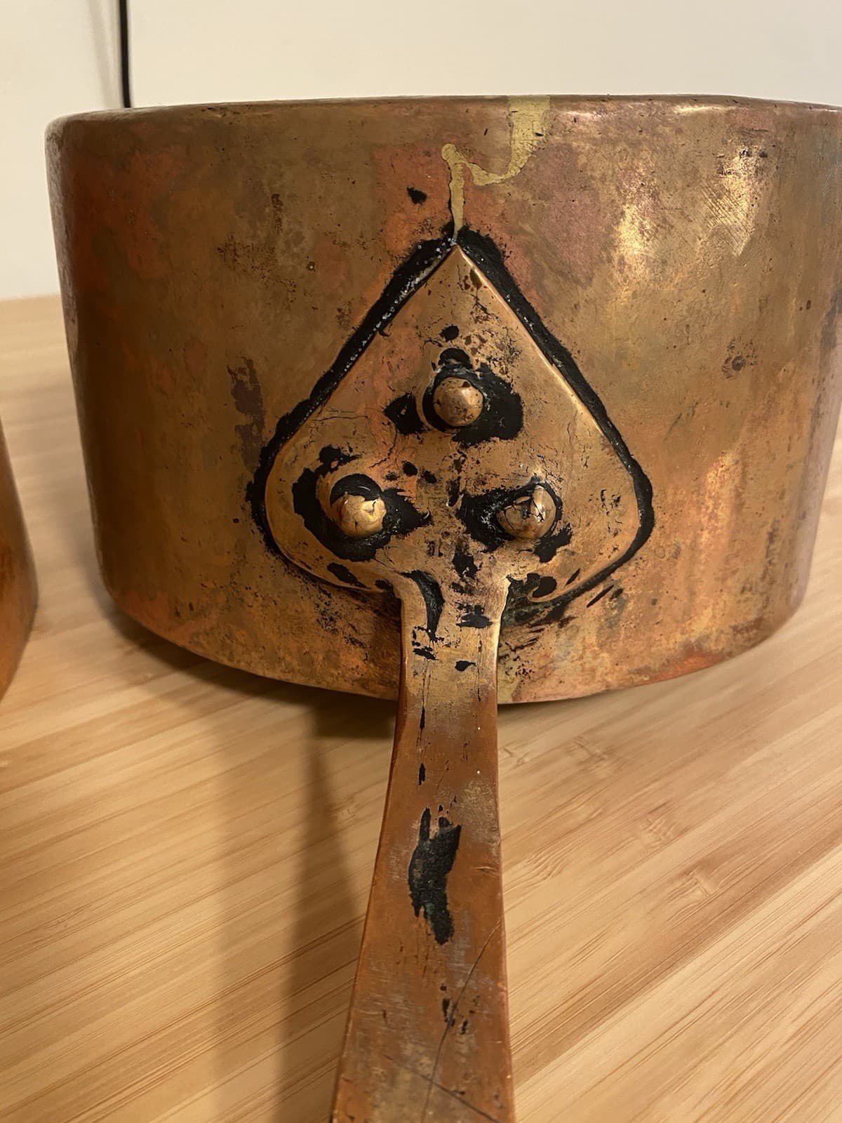 Two Antique Copper Pots - ‘Primitive’ - 8.5x4.5 -8x5.5 4