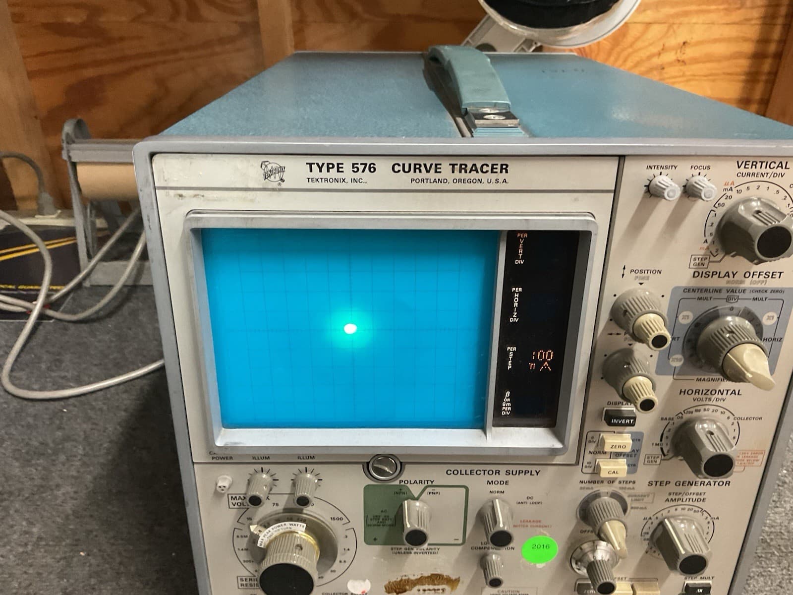 Tek Tektronix 576 Curve Tracer Oscilloscope Test System 3