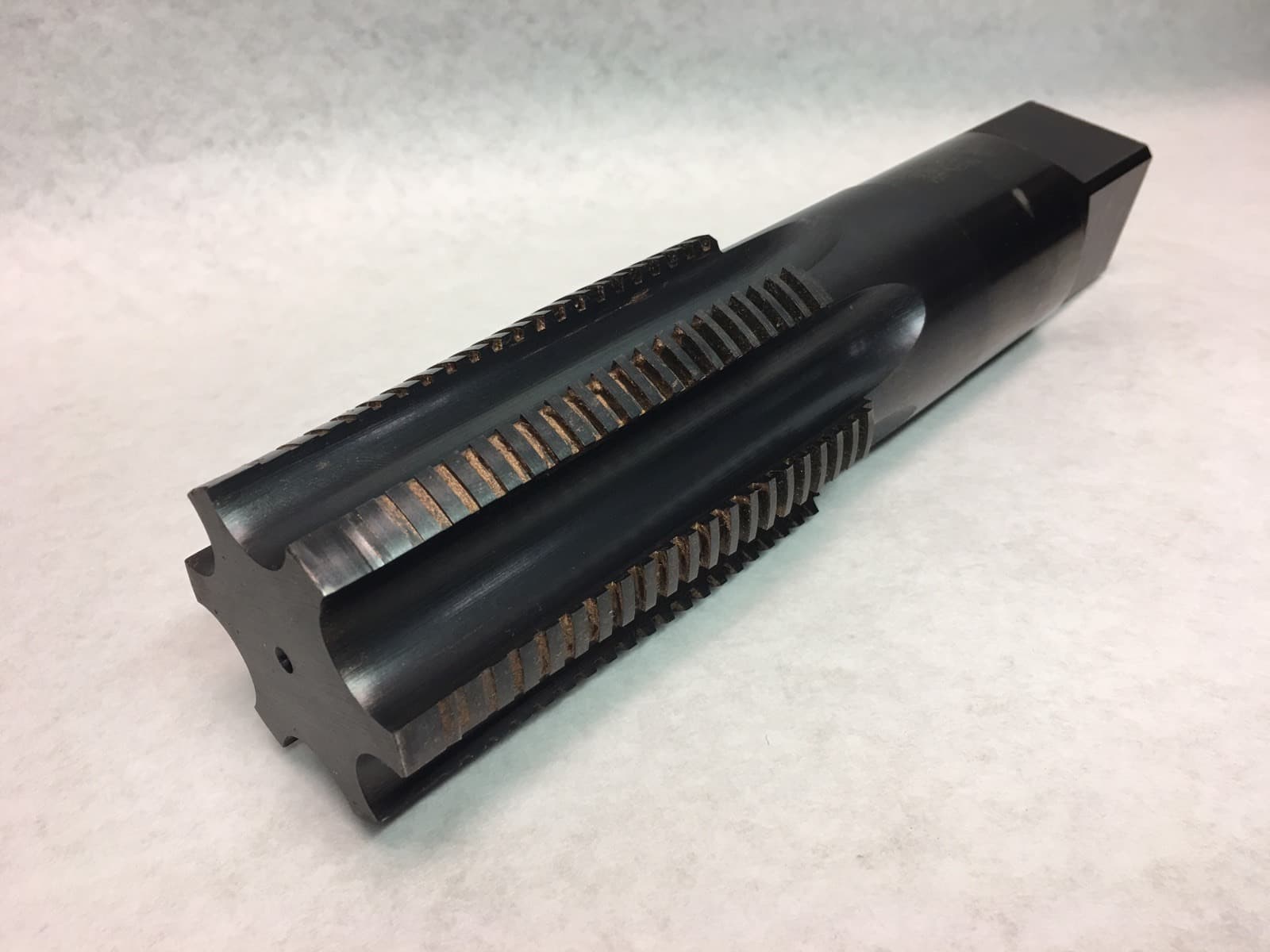 Regal USA 2-1/2"-5 RH NA2G ACME HSG TAP 6 Flute 10" L 0109N33JS